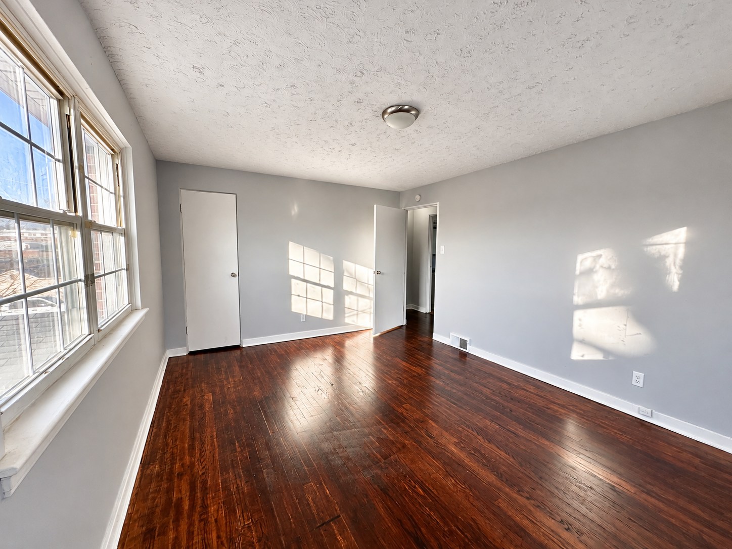 315 Chestnut Street — Bedroom, alternate view