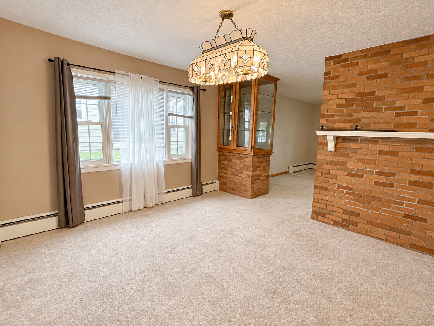 317 Chestnut Street — Dining room, alternate view